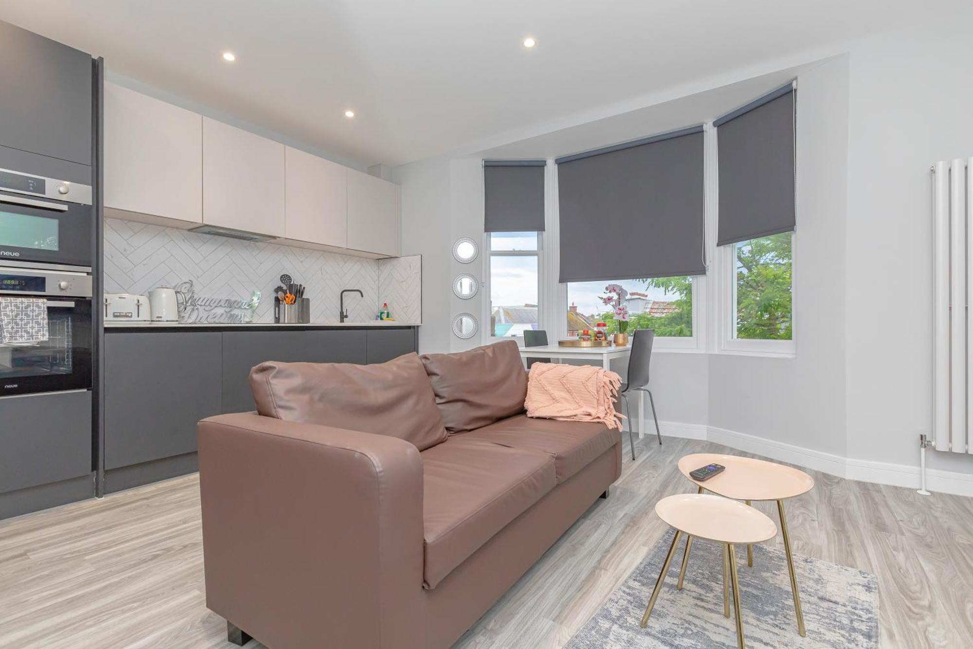 Flash Sales Offer - Any Week Day No Minimum Night Restrictions Brighton City Centre Seafront 1 Bedroom Flat Bn133Duk02 Εξωτερικό φωτογραφία